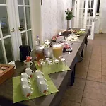 ベッド・アンド・ブレックファスト Internat Schloss Spiegelberg Neustadt