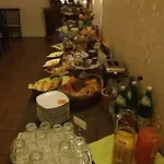 ベッド・アンド・ブレックファスト Internat Schloss Spiegelberg