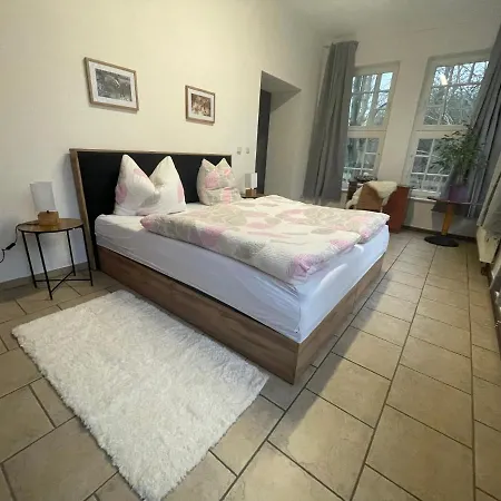 Bed and breakfast Internat Schloss Spiegelberg