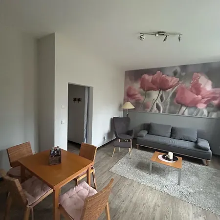 Internat Schloss Spiegelberg Bed and breakfast Neustadt (Dosse)