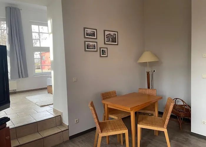 Internat Schloss Spiegelberg Bed & Breakfast