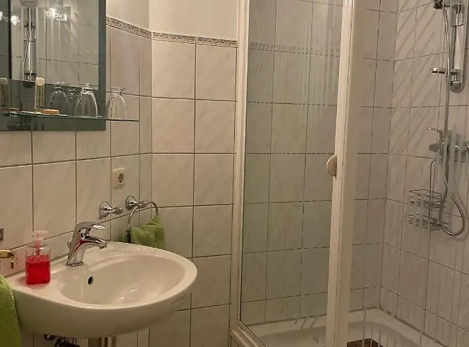 Internat Schloss Spiegelberg Nocleg ze śniadaniem