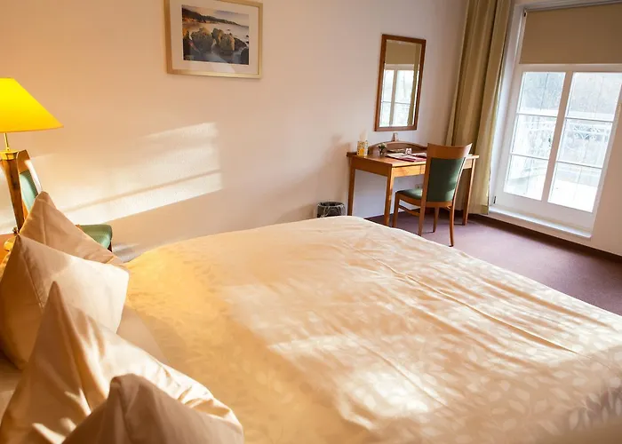 Internat Schloss Spiegelberg Nocleg ze śniadaniem 3*