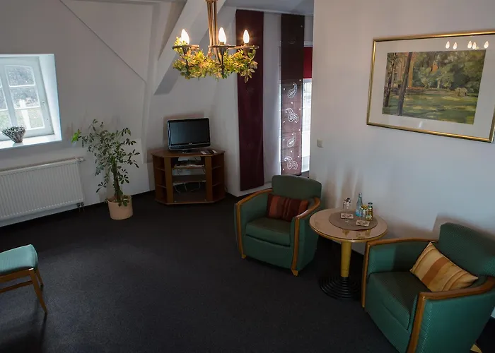 Nocleg ze śniadaniem Internat Schloss Spiegelberg 3*