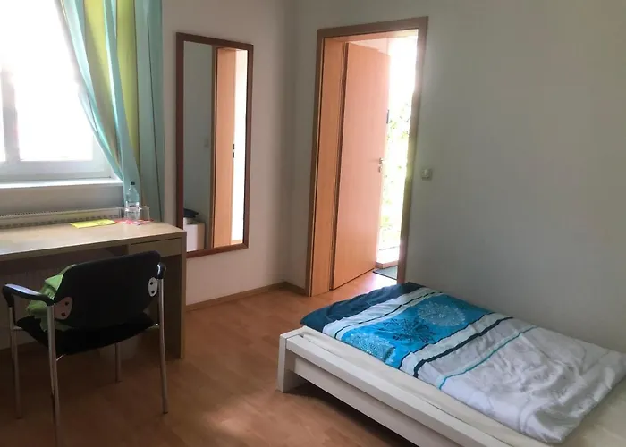 Internat Schloss Spiegelberg Nocleg ze śniadaniem 3*